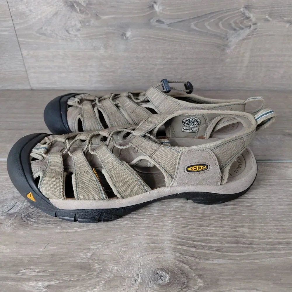 KEEN Newport H2 Sandals Mens 11.5 Tan Waterproof Outdoor Hiking Fisherman Shoes